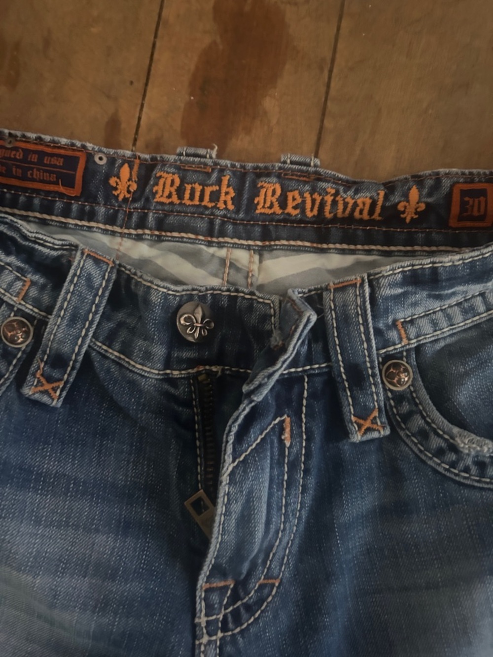 Men’s Blue Distressed ROCK REVIVAL Embroidered Pocket Jeans - Picture 7 of 13